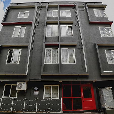 Townhouse Sarvar Hospitality Near Ascendas Park Square Mall Bangalore Bagian luar foto