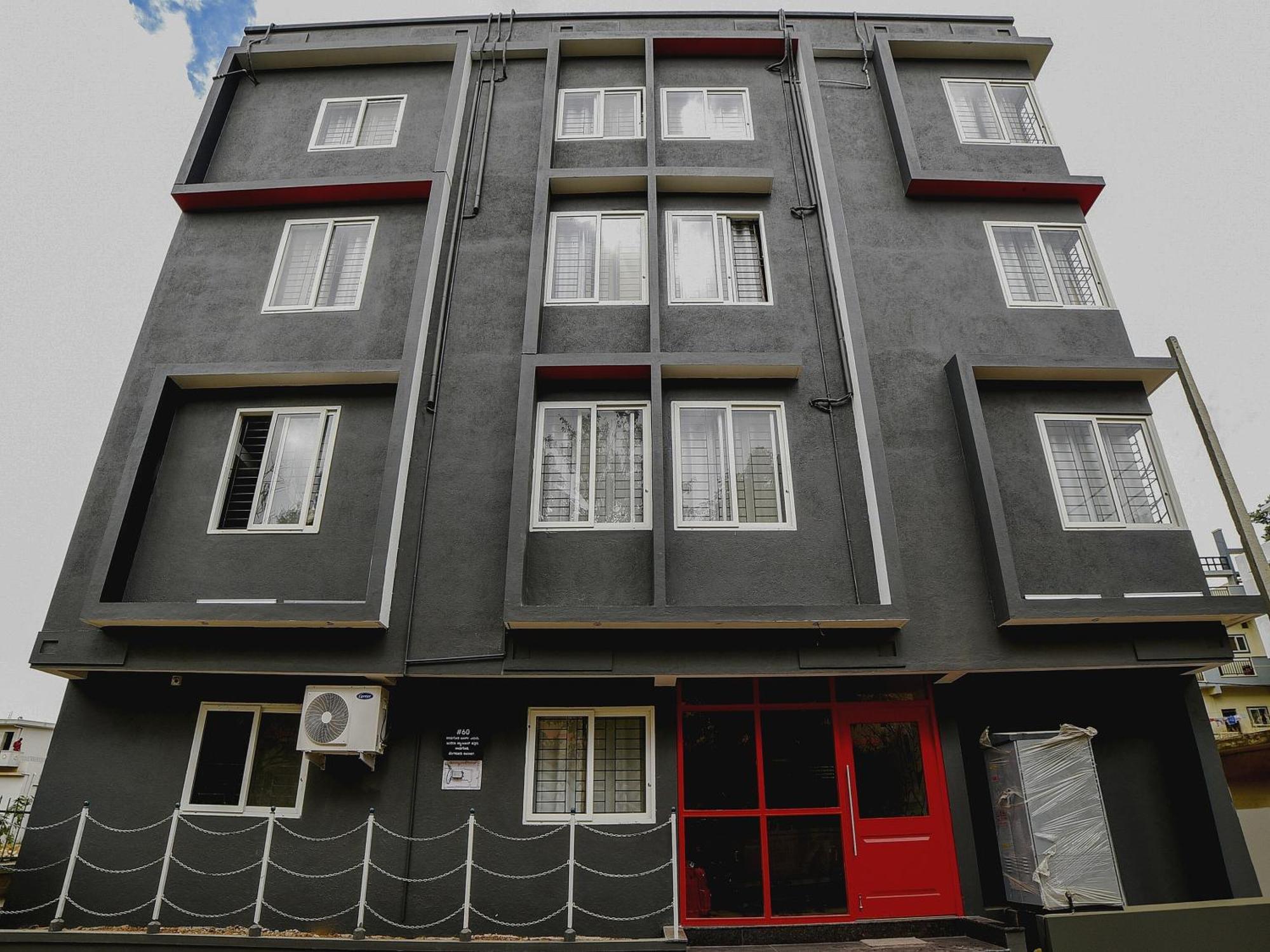 Townhouse Sarvar Hospitality Near Ascendas Park Square Mall Bangalore Bagian luar foto